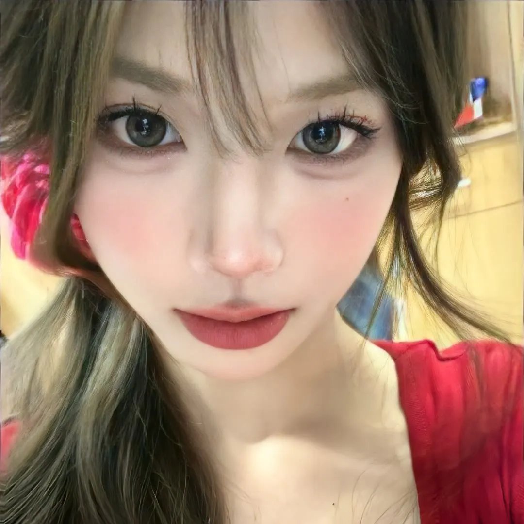 绿杨移作两家春