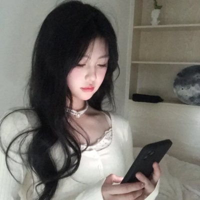 带着魔术盒的男人